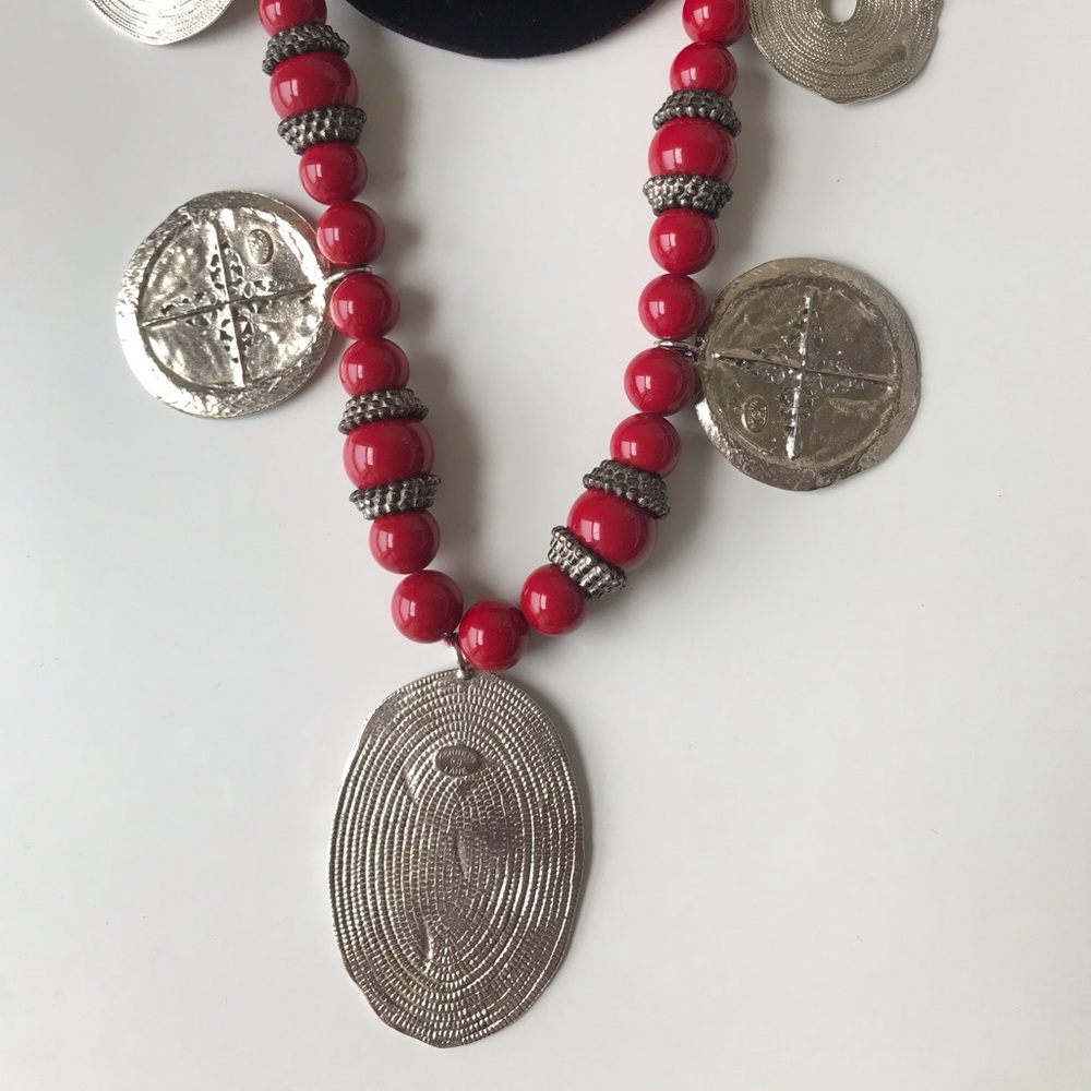Kenneth Lane Vintage Large Coin Beaded Statement Necklace - Picture 13 of 14